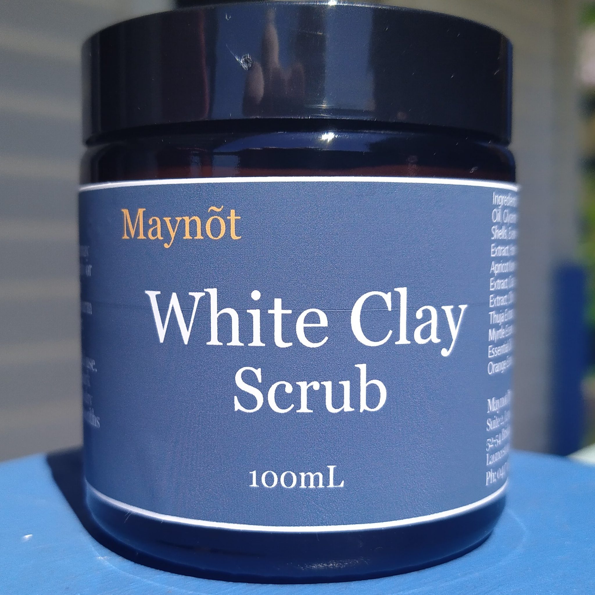 white-clay-scrub-mayn-t